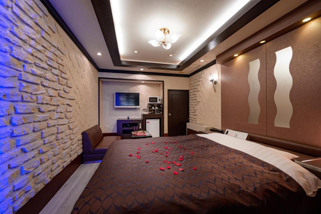 Hotel Metro (Adults Only) يوكوهامَ المظهر الخارجي الصورة